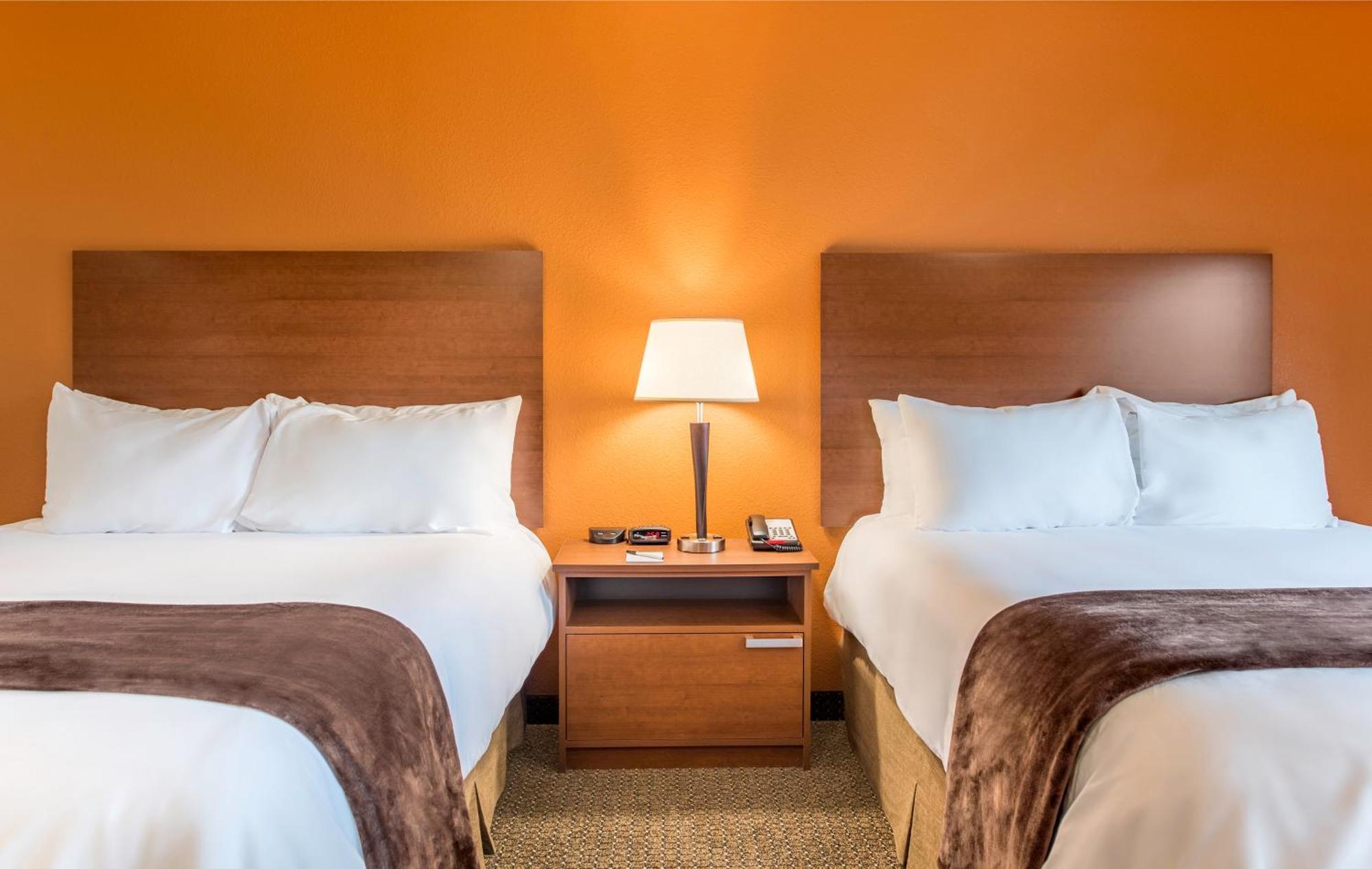 My Place Hotel-Yakima, Wa Экстерьер фото